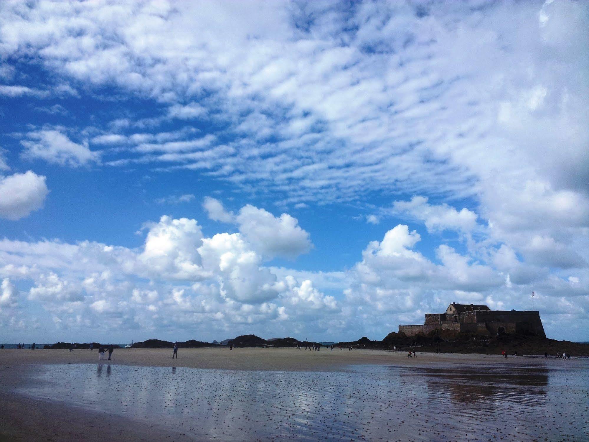 Appartement Saint Malo Vue Sur Mer Et Sur Intra Muros, Ferry, Plage Et Commerces A 50 M Eksteriør billede