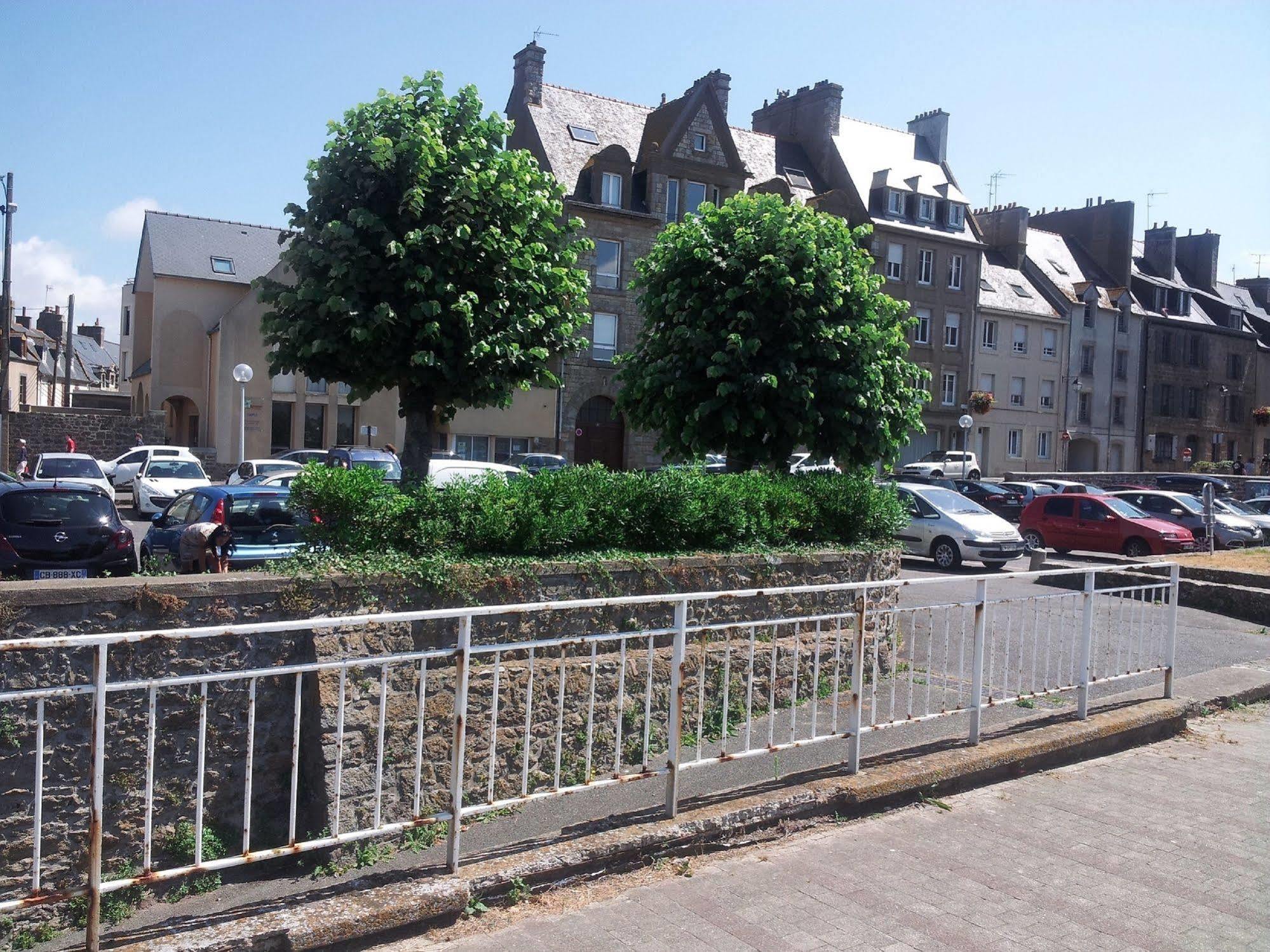 Appartement Saint Malo Vue Sur Mer Et Sur Intra Muros, Ferry, Plage Et Commerces A 50 M Eksteriør billede